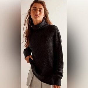 We The Free Tommy Turtleneck Relaxed Slouchy Sweater SZ M
